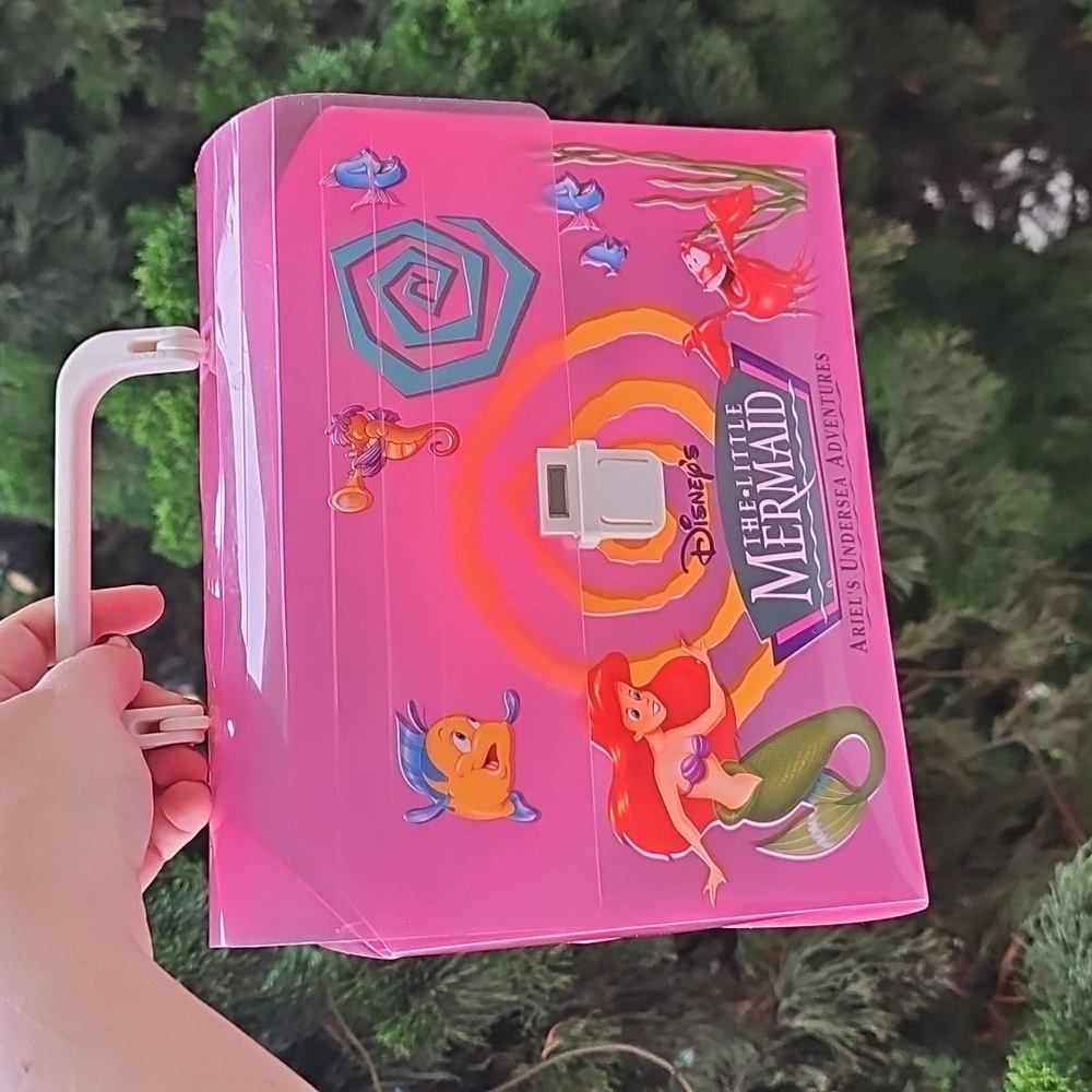 Vintage 90s Disney The Little Mermaid Ariel’s Undersea Adventures Carry Case